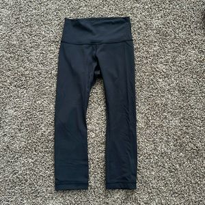Lululemon wunder train high rise crop 23”